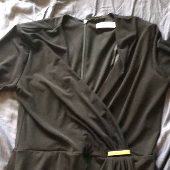 Black slim fit dress 3/4 sleeve by Calvin Klein. - Picture 2 of 4
